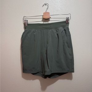 lululemon T.H.E Short